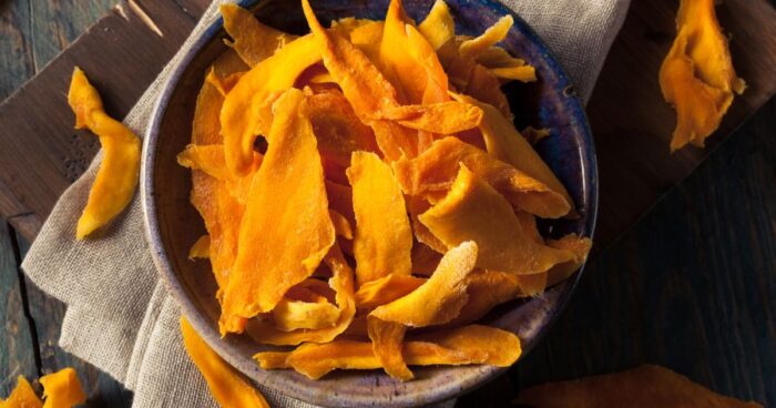Slaďoučké sušené mango plátky jsou bohaté na vitamíny A, B, C a E. 