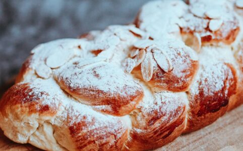 Nejlepší recept na luxusní nadýchanou a jednoduchou vánočku od babičky